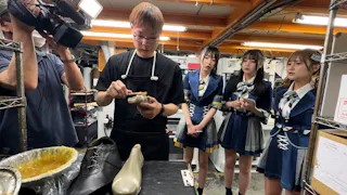 AKB48が町工場に突撃!お宅で1番のDXはなんですか?