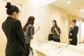 ドラマParavi メンタル強め美女 白川さん