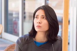 ドラマParavi メンタル強め美女 白川さん