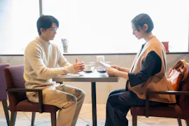 一緒にごはんをたべるだけ