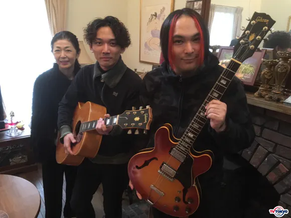 ニセ息子騒動で注目の美勇士 桑名正博の屋根裏部屋初公開 母 アンルイス直撃 突撃 しあわせ買取隊 人生の再出発を応援 2時間スペシャル テレ東 リリ速 テレ東リリース最速情報 テレビ東京 ｂｓテレ東 7ch 公式