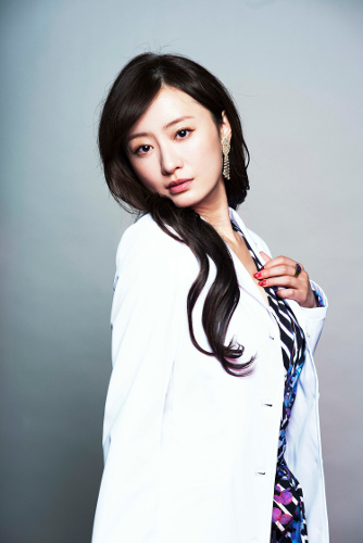 豪華出演者陣、一挙解禁！！話題沸騰の“あざとかわいい”松本まりかが