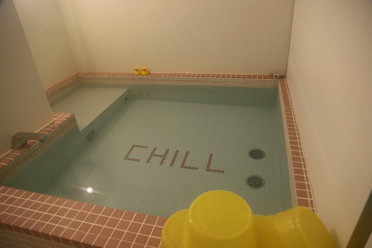 ありそうでなかった 気軽にチルできる空間 代々木上原の注目の新体験スポット Bathhaus テレ東プラス ありそうでなかった 気軽にチルできる空間 代々木上原の注目の新体験スポット Bathhaus テレ東プラス