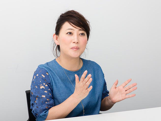 ブレない芸風が魅力 女芸人 友近さんに聞く 働くうえでの自己ブランディングとは テレ東プラス