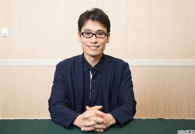 医者が患者を助けるだけではなく 患者も医者を助けている 作家 夏川草介が 神様のカルテ で伝えた テレ東プラス 医者が患者を助けるだけではなく 患者も医者を助けている 作家 夏川草介が 神様のカルテ で伝えた テレ東プラス