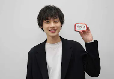 1日40分の競歩に、毎日60粒のナッツ！ 「アンチエイジングオタクなん