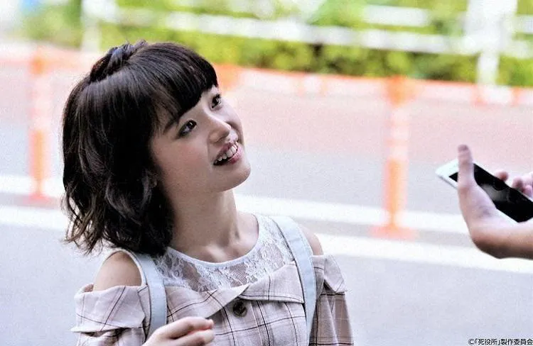 松本まりか いつも 死 と真正面から向き合い 日々を大切に過ごしてい ます テレ東プラス