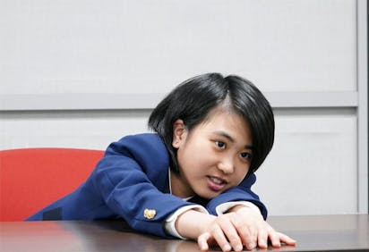 ロリ 小学生  見た目は小学生、中二病キャラの高校生！ 合法ロリ先輩の素顔：青春高校3年C組 | テレビ東京・ＢＳテレ東の読んで見て感じるメディア テレ東プラス
