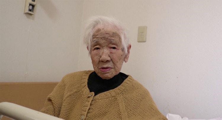 最高齢のギネス世界記録 を持つ117歳のおばあちゃんに好きなものを聞いたら とんでもなくいかしてた テレ東プラス