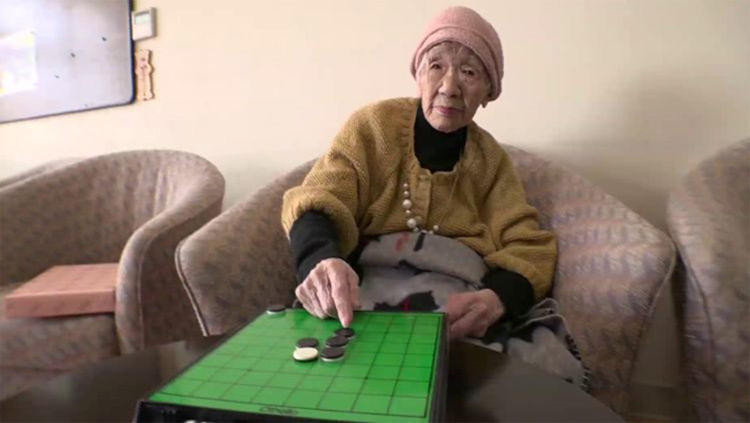 最高齢のギネス世界記録」を持つ117歳のおばあちゃんに好きなものを