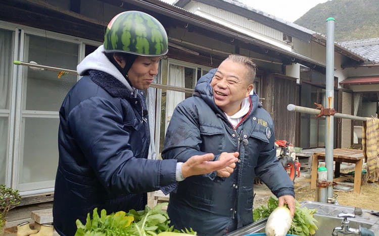 絶景 日本三大名滝 那智の滝を目指す 出川哲朗の充電させてもらえませんか テレ東プラス 絶景 日本三大名滝 那智の滝を目指す 出川哲朗の充電させてもらえませんか テレ東プラス