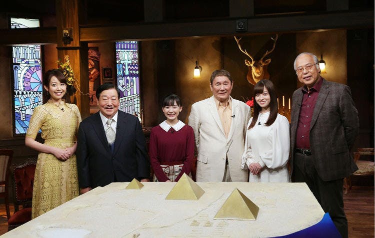 内部に巨大空間 世界2大ピラミッド の謎に迫る たけしの新 世界七不思 テレ東プラス 内部に巨大空間 世界2大ピラミッド の謎に迫る たけしの新 世界七不思 テレ東プラス