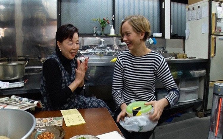 連載 Dの感謝 ぬか漬けを愛するドイツ人女性の感動秘話をディレクターが告白 世界 ニッポン行きた テレ東プラス 連載 Dの感謝 ぬか漬けを愛するドイツ人女性の感動秘話をディレクターが告白 世界 ニッポン行きた テレ東プラス