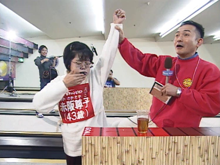 伝説の女王・赤阪尊子が爆食するこの長~いモノは何!? 大食いスターたちの名場面