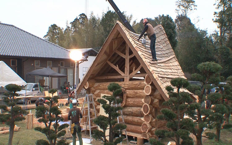 7日間で丸太小屋をぶっ建てる！ チェーンソーで作り出す”夢のログハウス”：TVチャンピオン 極～KIWAMI～ | テレビ東京・ＢＳテレ東の読んで見て感じるメディア  テレ東プラス