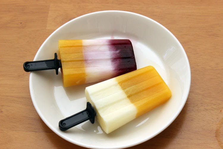 一晩寝かせるだけでインスタ映え 百均グッズを使って自分でアイスを作ってみた テレ東プラス 一晩寝かせるだけでインスタ映え 百均グッズを使って自分でアイスを作ってみた テレ東プラス
