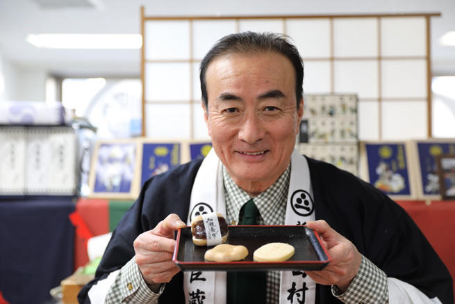 切腹覚悟で謝罪に臨め！「切腹最中」＜読むテレ東オリジナル