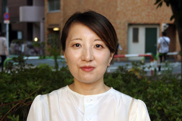 瞳を大きくしてくれる サークルレンズ 装着ビフォー アフターで顔はどう変わるのか テレ東プラス