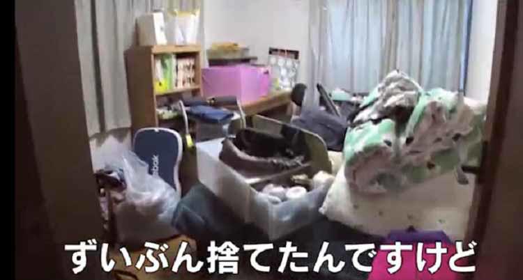 家の中に大量の遺品...思い出が詰まったモノを捨てられない主婦が