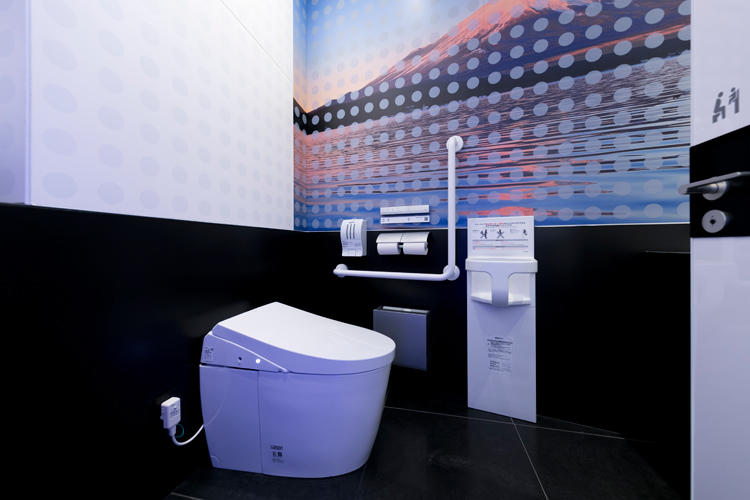 水族館みたいなトイレから1億円トイレまで! 日本のおもしろトイレを 水族館みたいなトイレから1億円トイレまで! 日本のおもしろトイレを