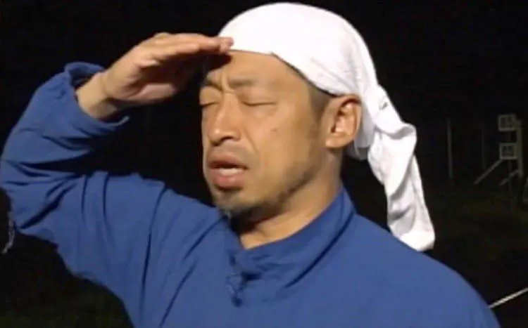 離れられない 71歳男性が 天井が崩れ 屋根が傾いた家に住む理由 所さんの学校では教えてくれ テレ東プラス