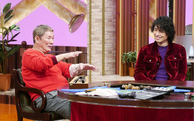 高級将棋盤セット 脚付き 駒台 厚板 極美品！ 囲碁 碁盤 将棋盤