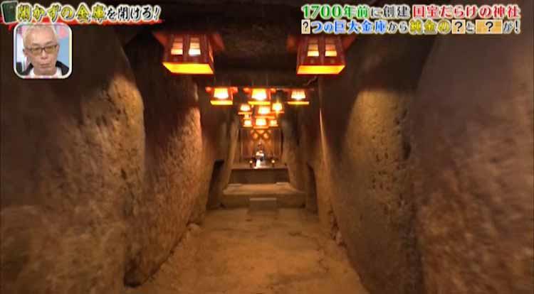 光の道」と呼ばれる絶景も！ 国宝だらけの神社にある開かずの