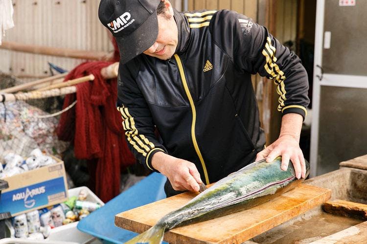 日本を知る 地域を考える 山口県萩市大島 小さな島が生んだビジネスモデル 廃れつつある日本の水産業 テレ東プラス