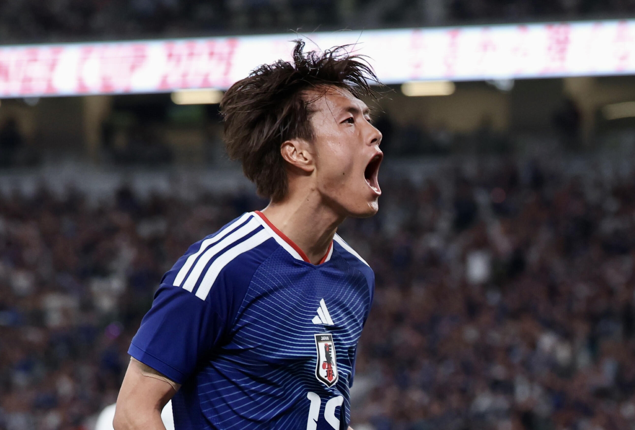 W杯日本代表・酒井宏樹＆大津祐樹 日本サッカーの未来を繋ぐ活動｜テレ