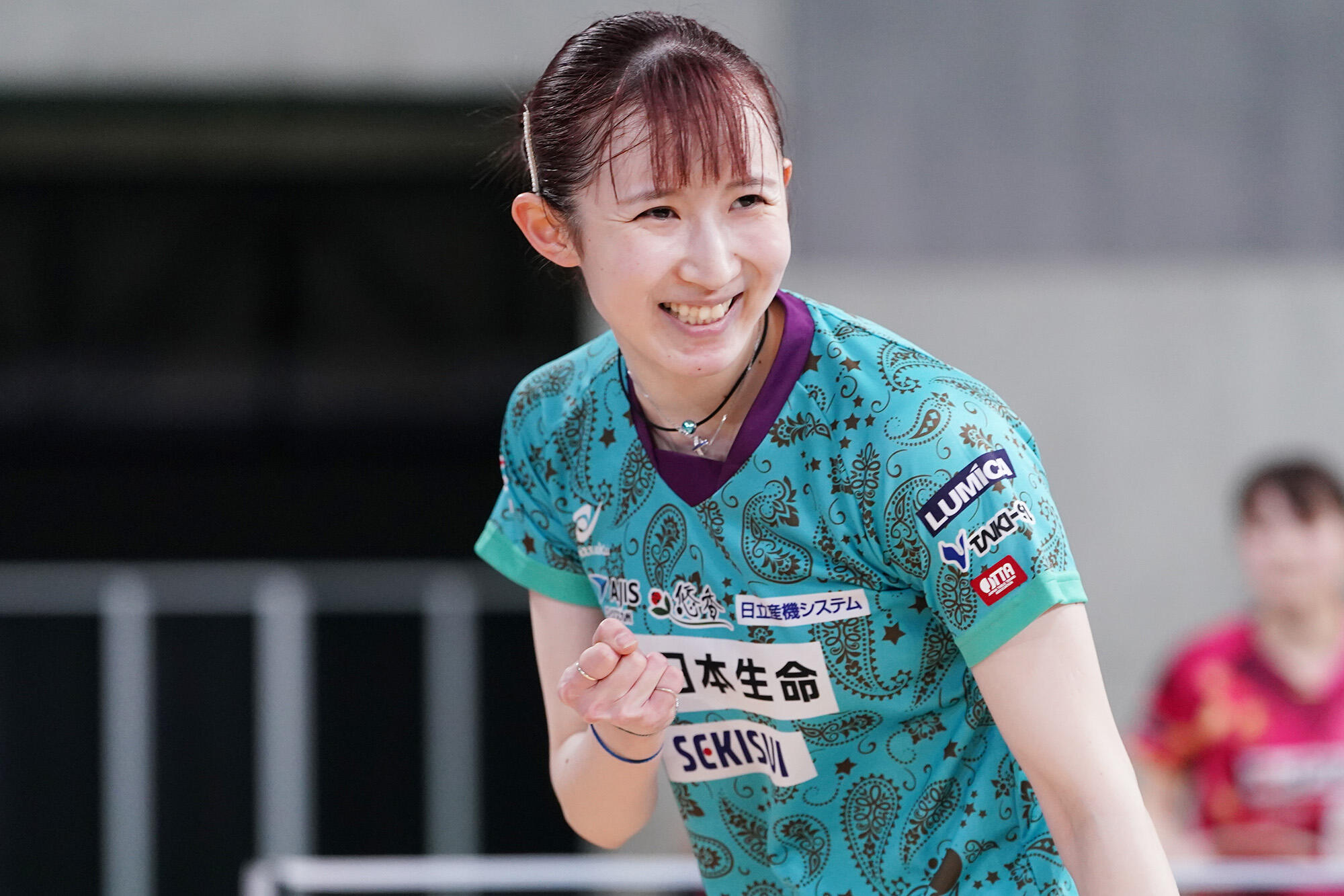 女王・早田ひな 3連覇へ 元社会人王者を撃破！ケガに負けず8強入り