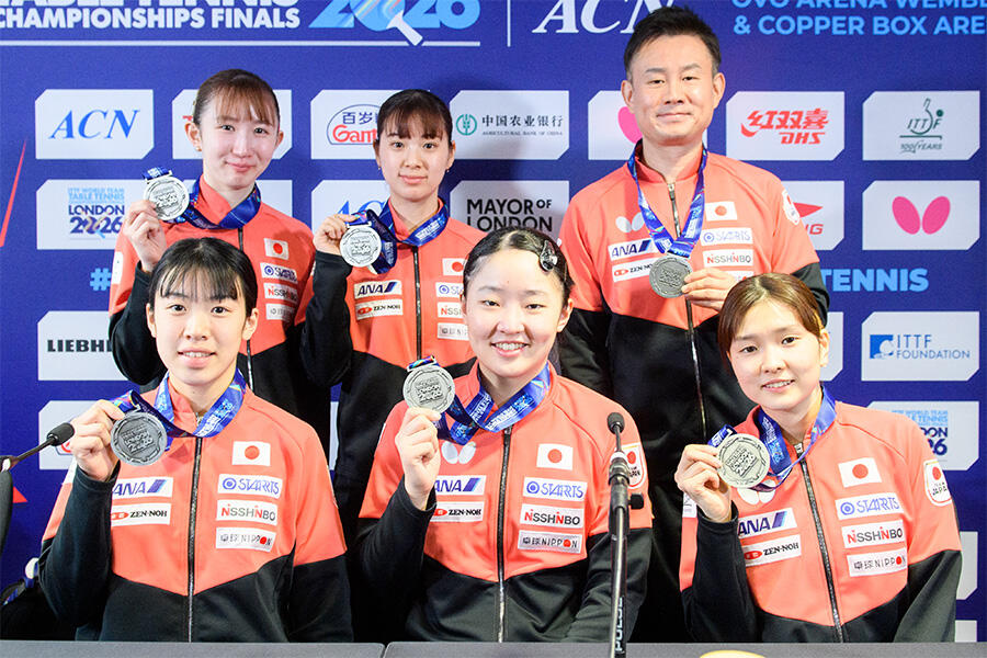 日本女子 悲願の金ならず 6大会連続の銀メダル 中国から2勝奪うも2-3で