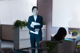 ドラマＰａｒａｖｉ　メンタル強め美女　白川さん