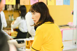 くすぶり女とすん止め女