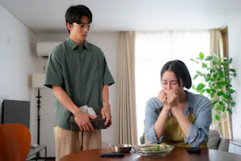 「一緒にごはんをたべるだけ」第8話【涙が滲みる焼き浸し野菜】[字]