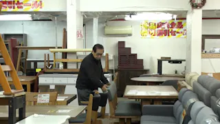 その灯を消すな！「掘り出し物が見つかる」アウトレット家具店の承継に密着！