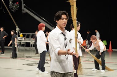 収録潜入】まさかの事態が御曹司を襲う！？NEO EXILE 4組が“学校ある