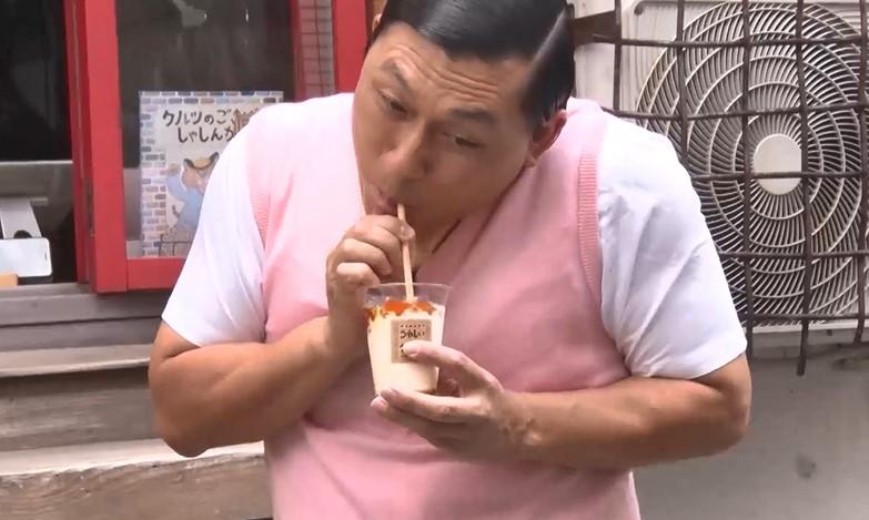 日向坂46丹生明里がグルメホットドッグに感動！「スーパーマリオ