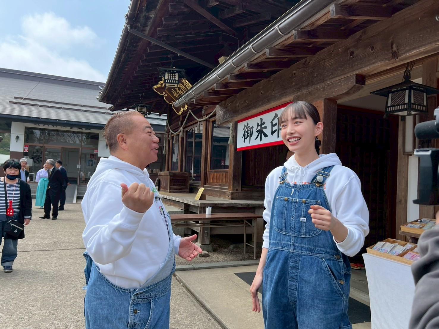 アルルのびろびろ♪☆両面one day white☆ロゴ入り♪パイピングク ALD1 デビュー記念🩷 ✮1/6-1/12 al_myangel 様 𝗔𝗟𝗗𝟭 𝗱𝗲𝗯𝘂𝘁