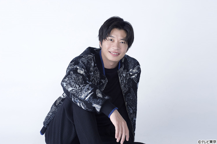 田中圭「僕自身は二面性はない」2つの顔を持つダークヒーローを演じる