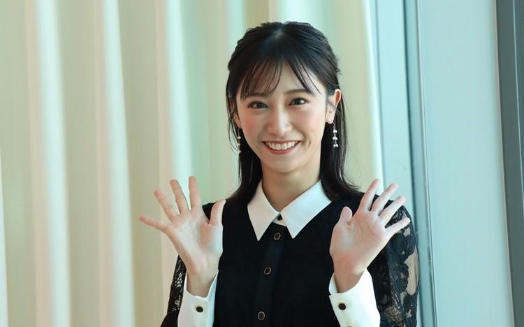 テレビ東京アナウンサー 嶺百花 直筆サイン入り色紙 宛名入り 証券会社の営業からアナウンサーに！異例の経歴、嶺 百花