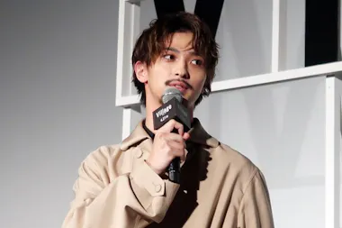 横浜流星「役者としての怖れや迷いを全て伝えた」主演映画「ヴィレッジ