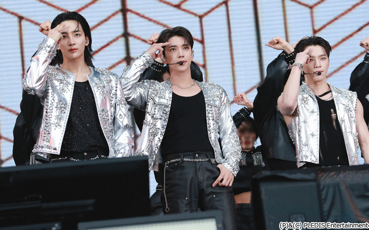 セブチSEVENTEEN 韓国ファンミ限定 スタジアムジャケット セブチSEVENTEEN 韓国ファンミ限定 スタジアムジャケット