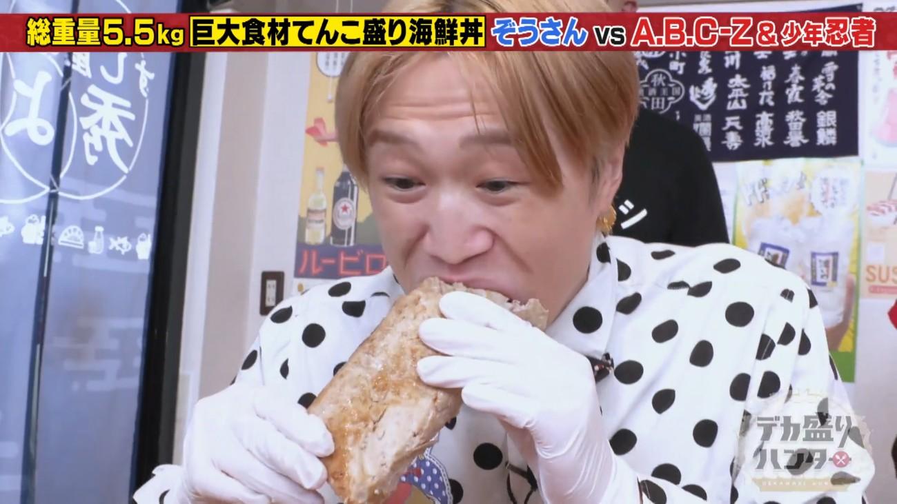 総重量5．5kg＞A．B．C－Z＆少年忍者が巨大海鮮丼を爆食！タコを