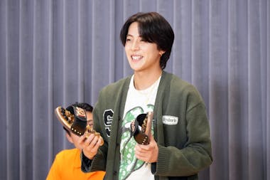 収録潜入】誰の案が採用される⁉NEO EXILEメンバーが考えた番組グッズを