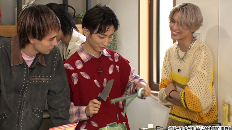 悔しさで号泣後に感動の涙…世代別チームで白熱バトル「EBiDAN大運動会