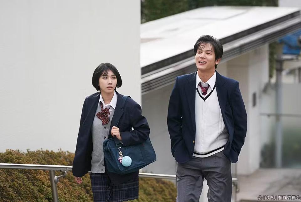 ドラマ「95」連載②】「布の面積少なっ！」キャストも驚くコギャル
