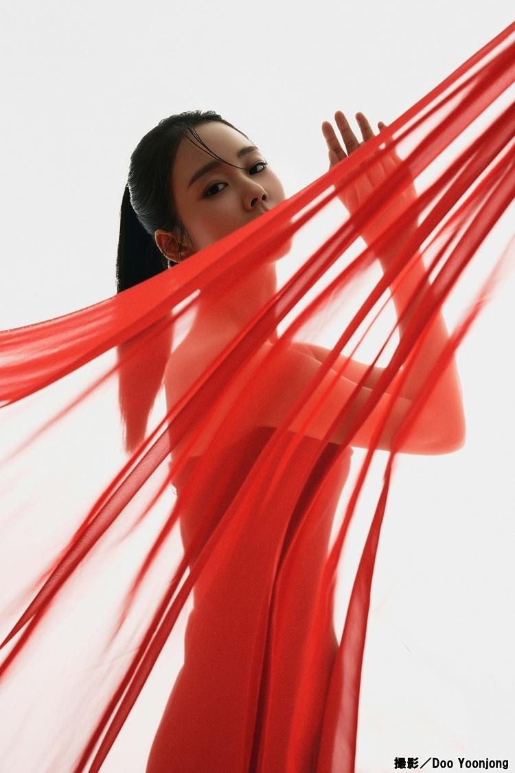 KARA】ハン・スンヨン、10年ぶり写真集発売へ！“ありのままの素顔”と