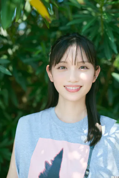 田中瞳アナウンサーの等身大な姿がつまった一冊！フォト＆エッセイ『瞳 