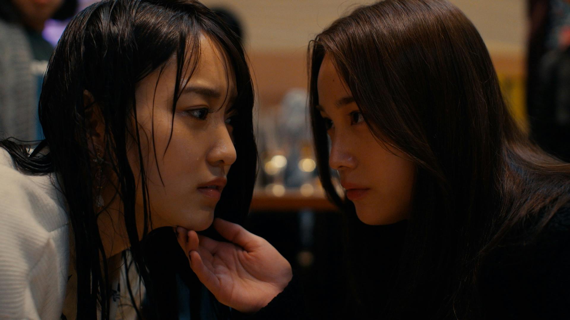 ドラマ　 レズ 菅井友香×中村ゆりかW主演、テレ東初の”レズビアン”を主人公にした“復讐愛憎劇”TikTok総再生数1,000万回超え、アジア・欧米圏でも注目を集める ドラマ 愛に葛藤する“元恋人同士”のウエディングドレス撮影シーンに反響殺到！「直視できない」「気絶しそう」「このまま結婚し ...
