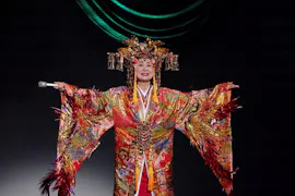 完全密着！小林幸子 デビュー60周年 ～栄光と苦難の旅路～新橋演舞場での記念公演にＢＳテレ東が独占密着取材！ド派手衣装などゴージャスな演出が続々…歌への思いも激白！